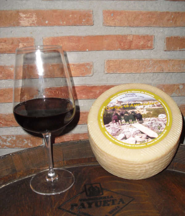 De dónde viene la expresión: que no te la den con queso