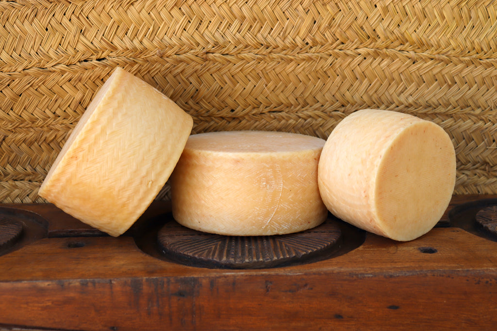 Queso de cabra curado